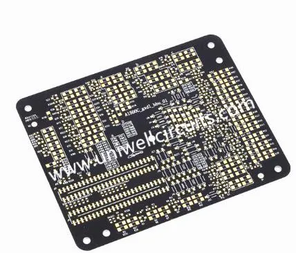 Base negra d'alumini amb soldadura LED PCB